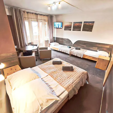 Pokoje Goscinne I Apartamenty Krupowki 19 Zakopane Exterior photo